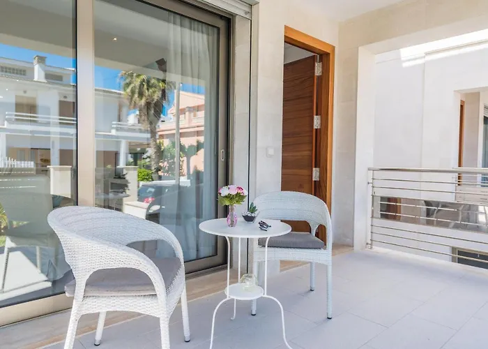 Villa Formentera 1 *