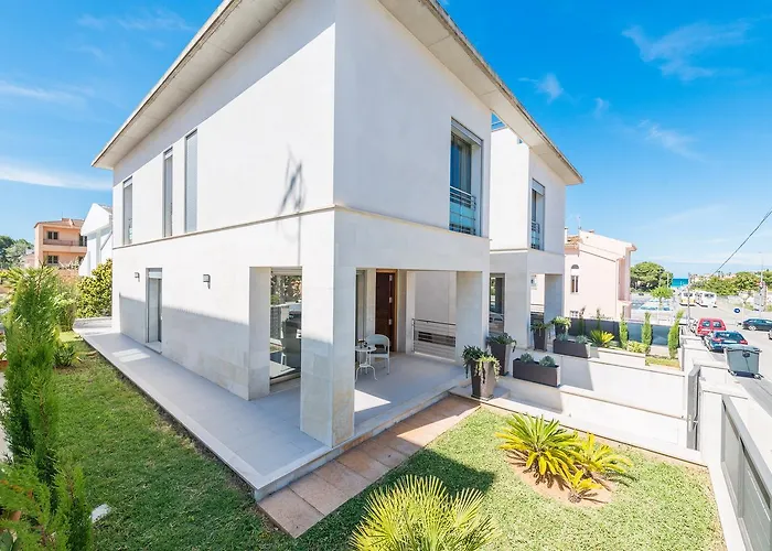 Villa Formentera 1 *